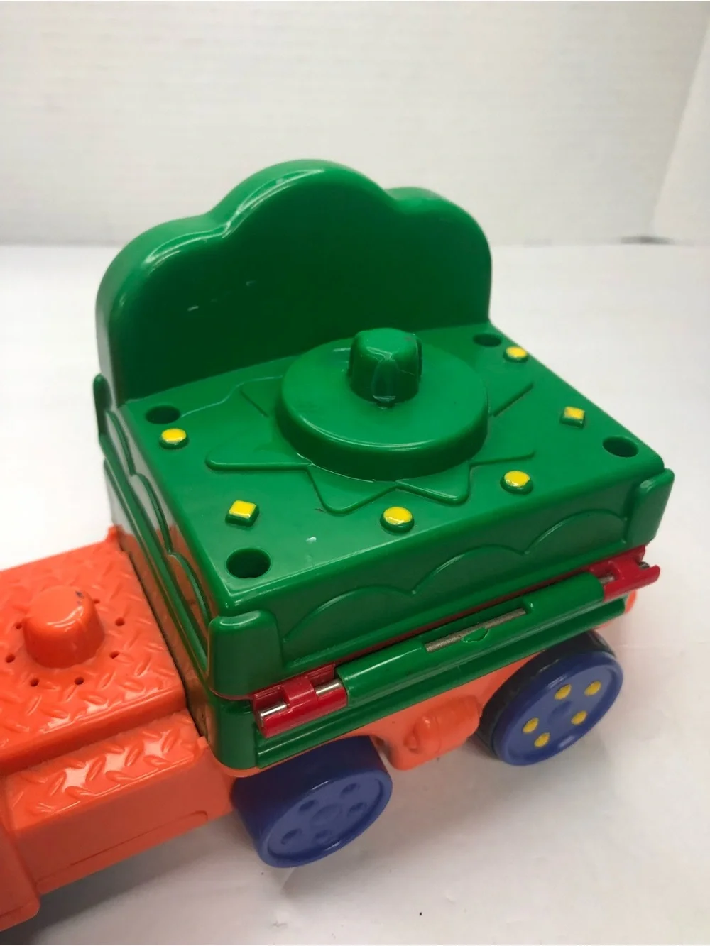 Fisher Price Big Top Circle Train Vintage 1998 Motorized Colorful Little People